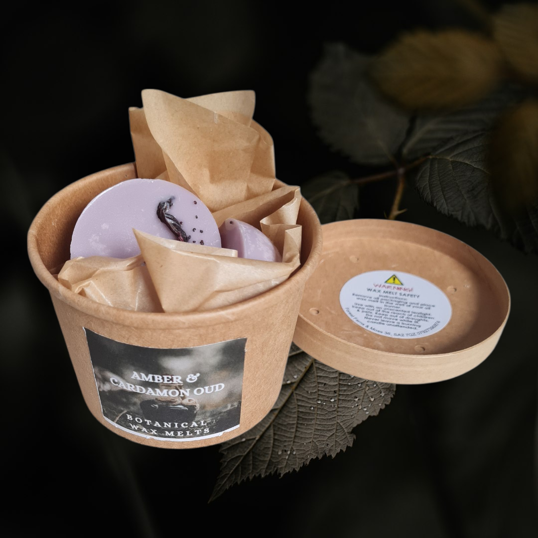 BOTANICAL WAX MELT TUB - AMBER & CARDAMON OUD