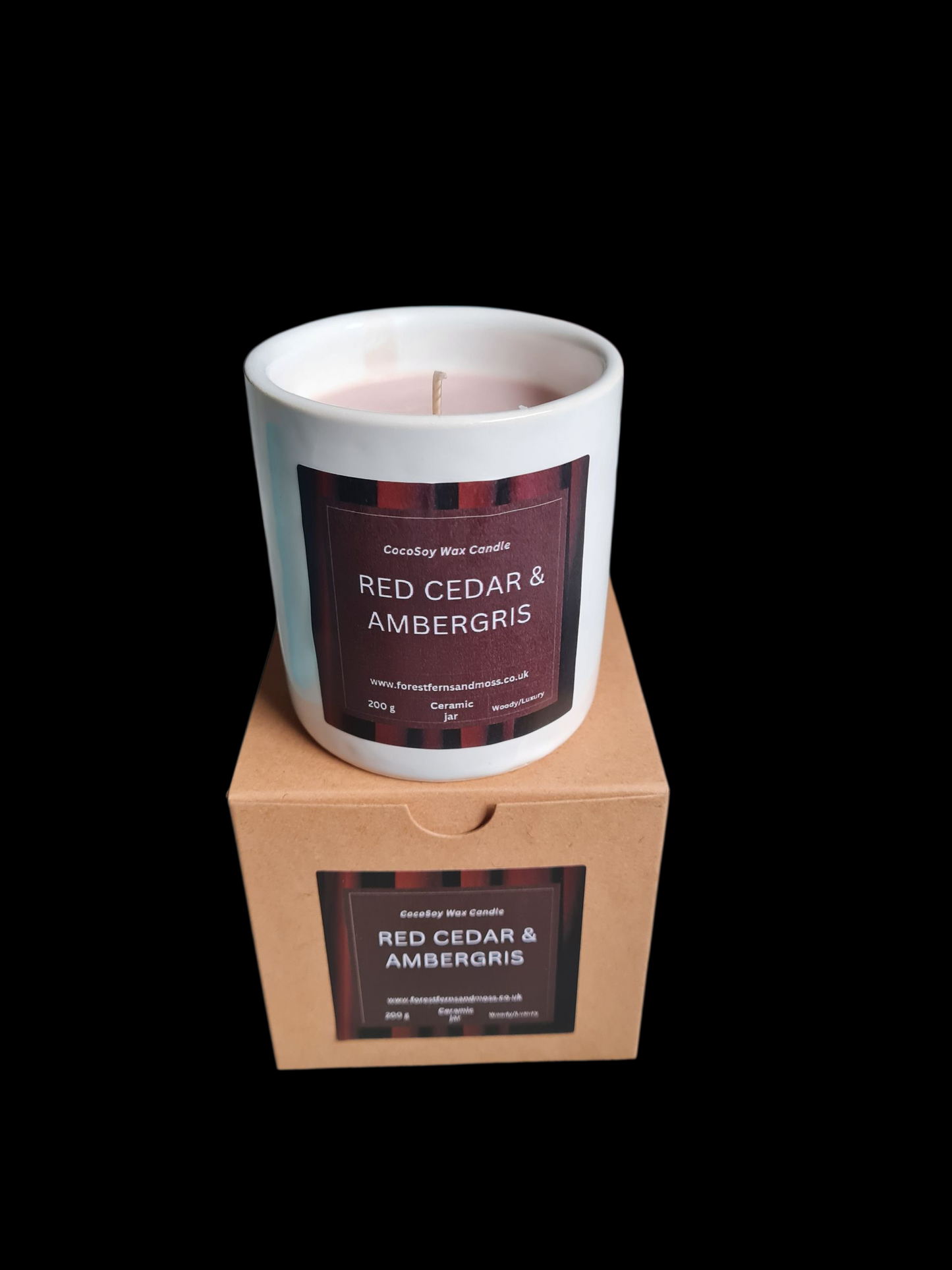WHITE CERAMIC CANDLE - RED CEDAR & AMBERGRIS
