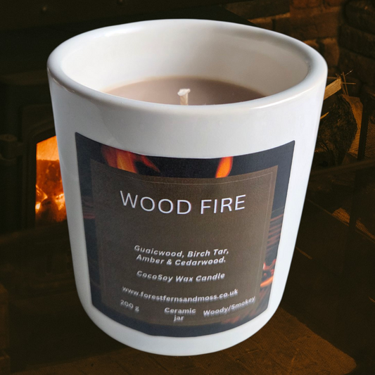 WHITE CERAMIC CANDLE - WOOD FIRE