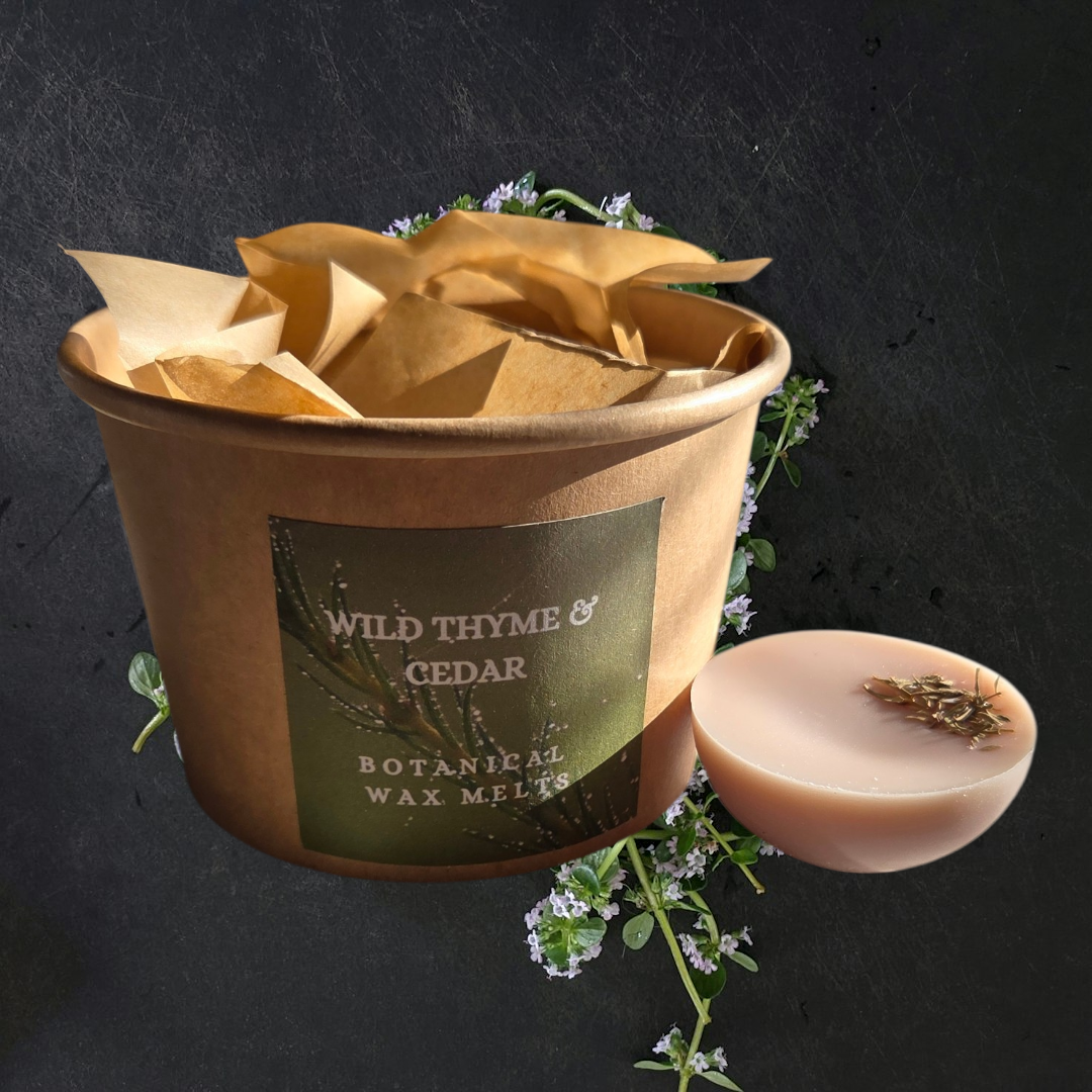 BOTANICAL WAX MELT TUB - WILD THYME & CEDAR